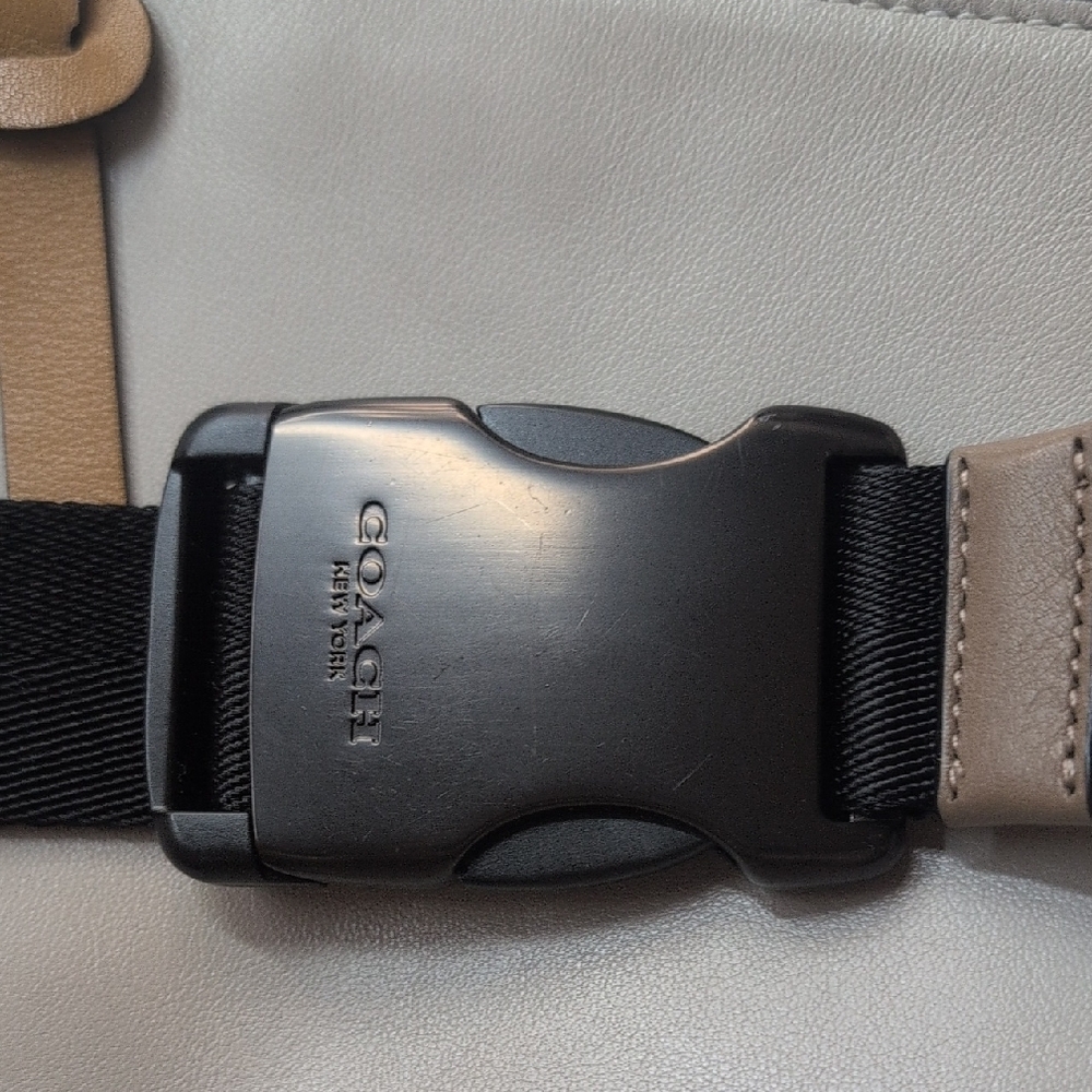 Coach Rivington Belt Bag - Picture 8 of 9